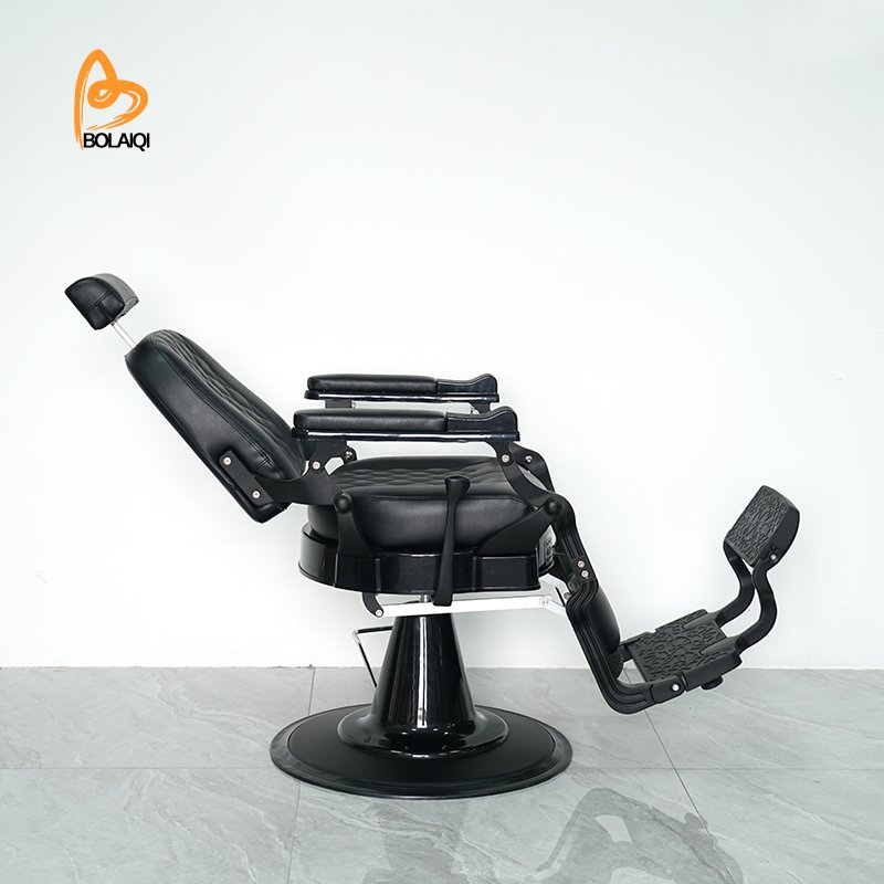 Factory Direct Sales Retro Black Salon Chair Hydraulic Pump Barber Chair Barber Special Chair