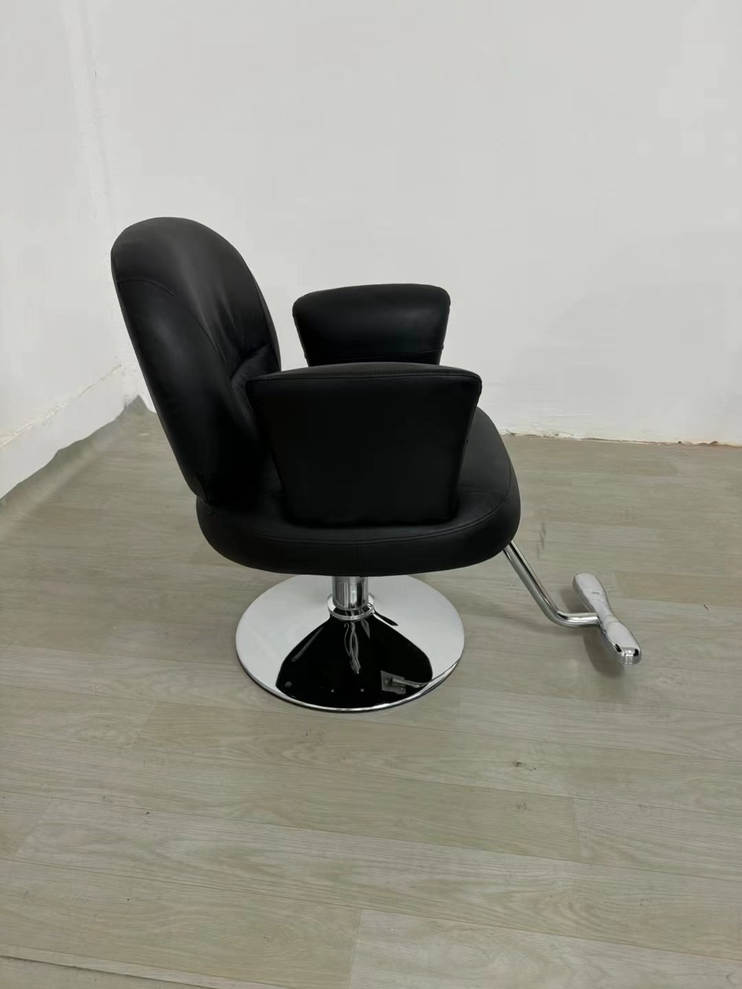 Professional Hairdresser Chair for Salon - Dedicated Barber Chair for Hairdressing