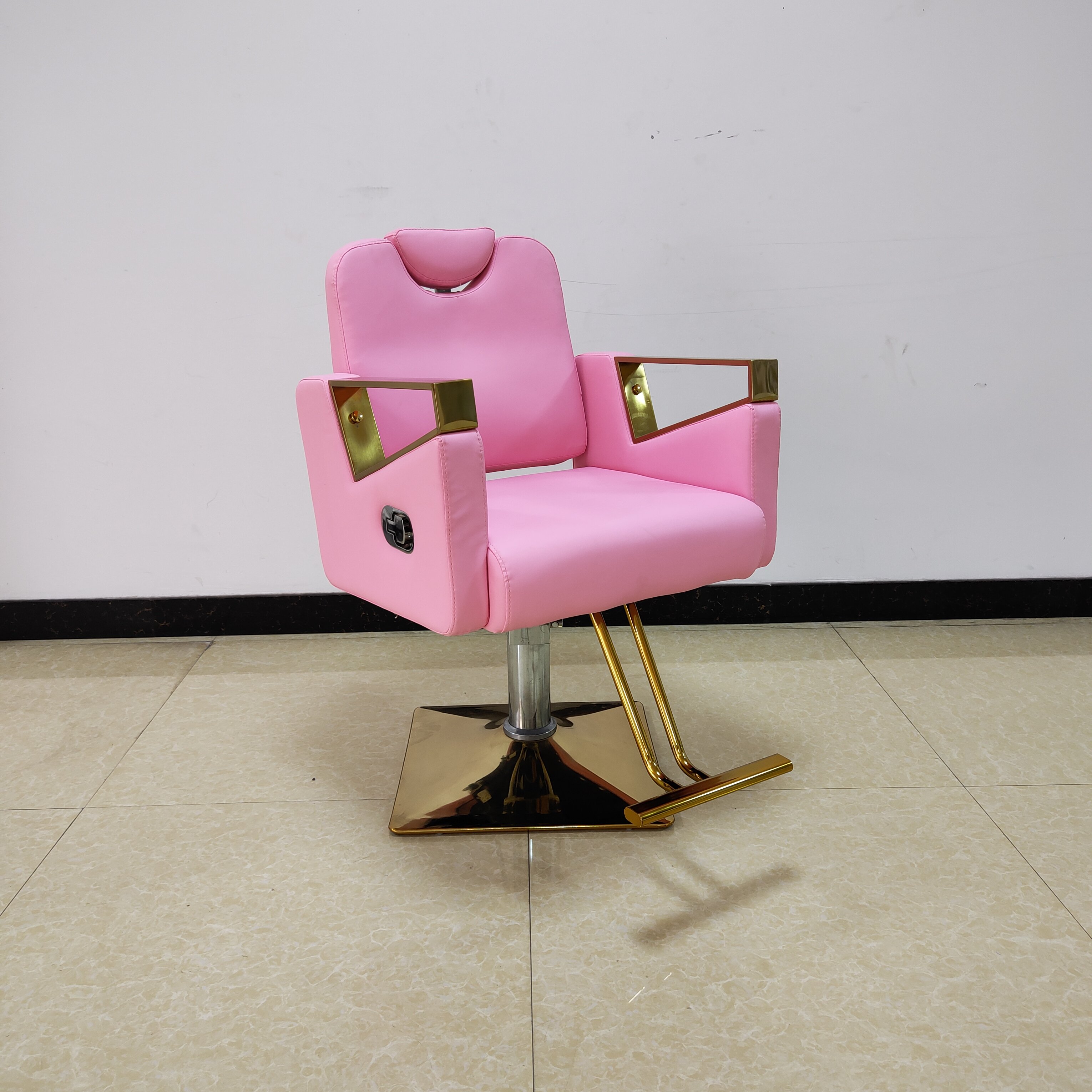 Wholesale Salon Furniture Barber Shop Hairdressing Barber Chairs High Quality Pink Makeup Styling Chair