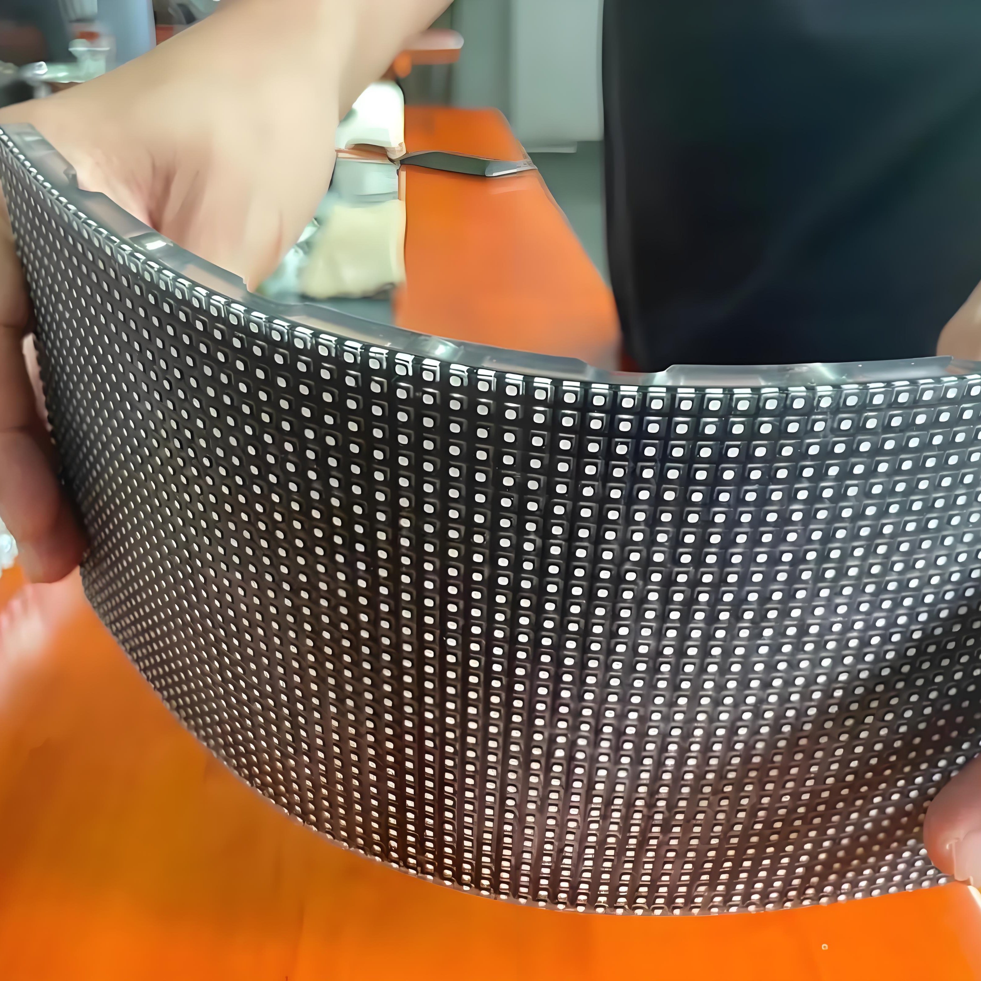 Lino P2.5 25 Indoor/Outdoor Circular LED Board Pantala LED Flexible Curve Display Screen P2 P3 P4 Cylinder LED Screen