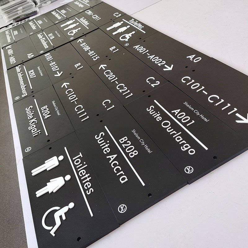 Custom Acrylic Signage For Hotel Room Number Plates Designs Women Men Wc Signage Toilet Sign Hotel Door Plaque