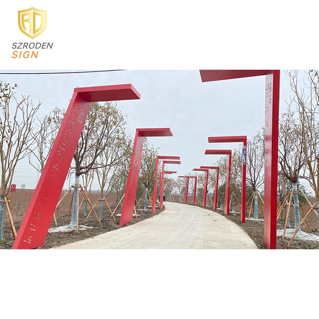 Freestanding Outdoor Directional Pylon Sign Board Wayfinding Message Metal Illuminated Pillar Sign