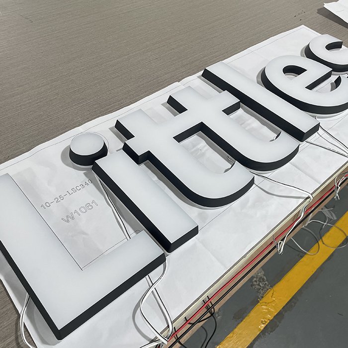wall logo 3d company logo sign board outdoor gold letters 3d name board acryl led sign
