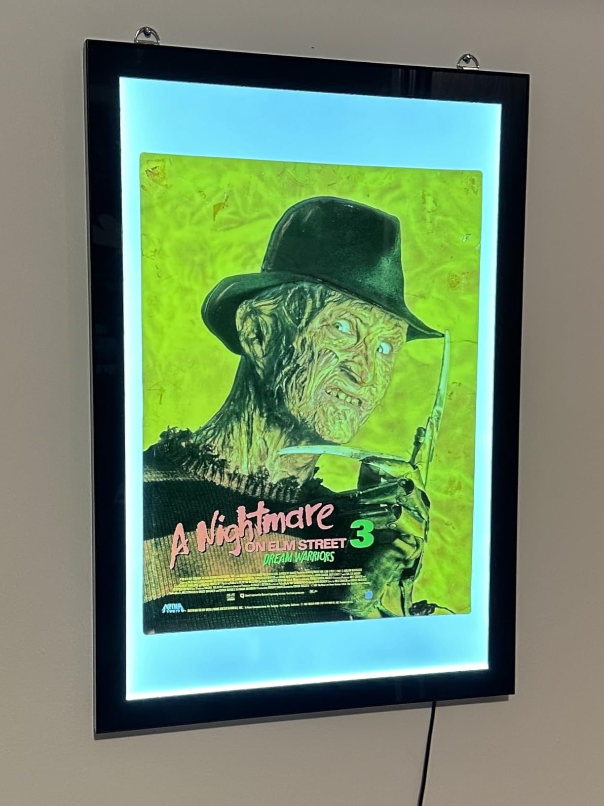 16x24'' Plexi Glass Wall Art Led Poster Frame Light Box With RGB Addressable Led Lighting