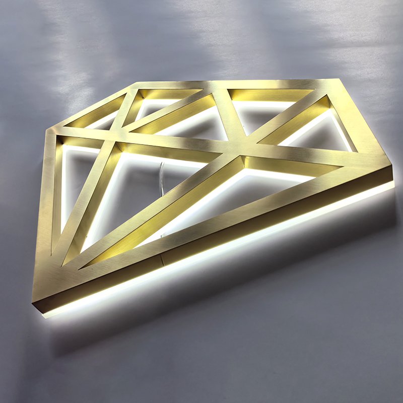 Personalized Free Design Ezd Illuminated 3D LED Channel Letters Signage Golden Backlit Business Outdoor Sign with Light