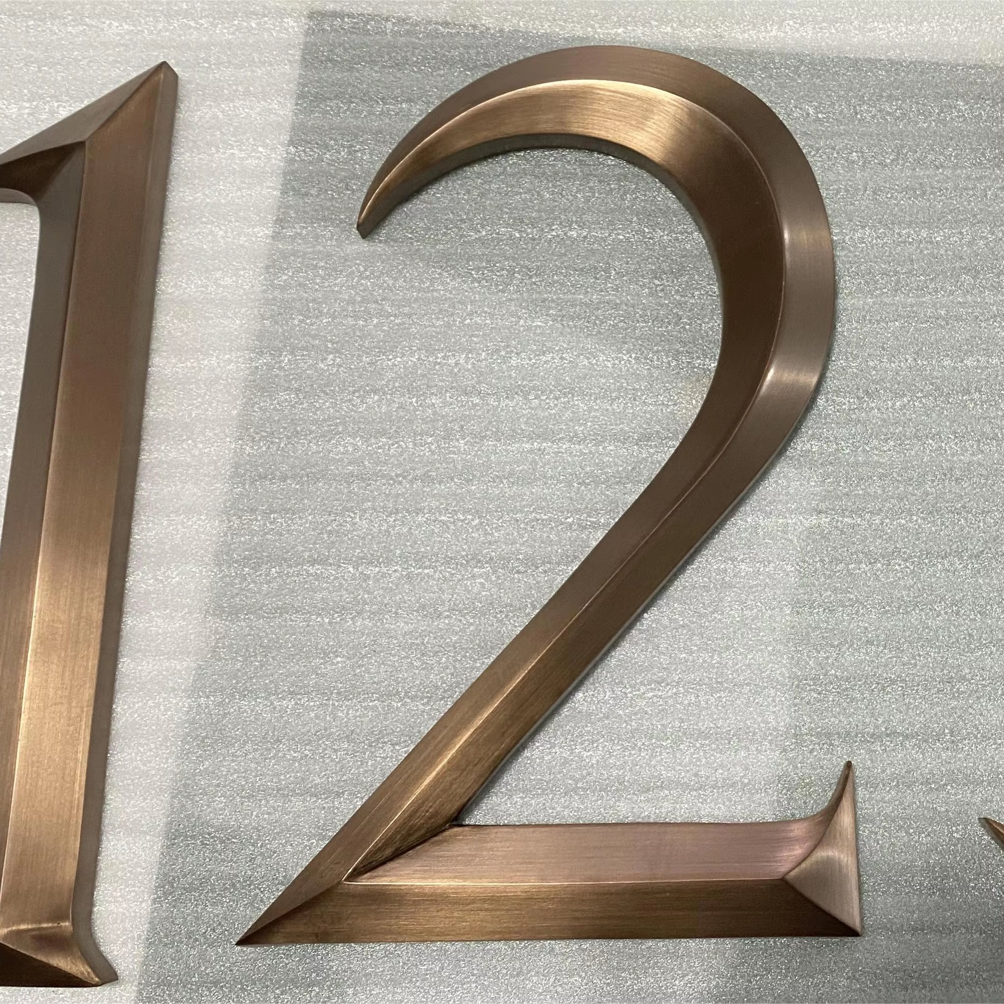 Custom 3D Non-Luminous Metal Cut Letters Sign Small Non-Illuminated Advertising Logo for Business Light Boxes