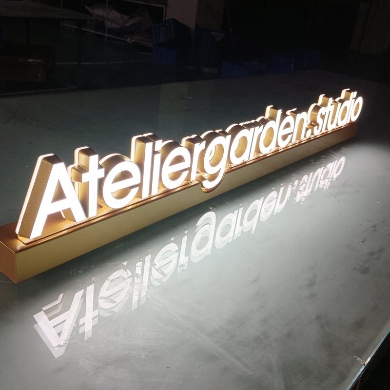 Kexian Custom LED Desk Top Sign Free Standing Table Sign Advertising Counter Display Logo Acrylic Letter Sign