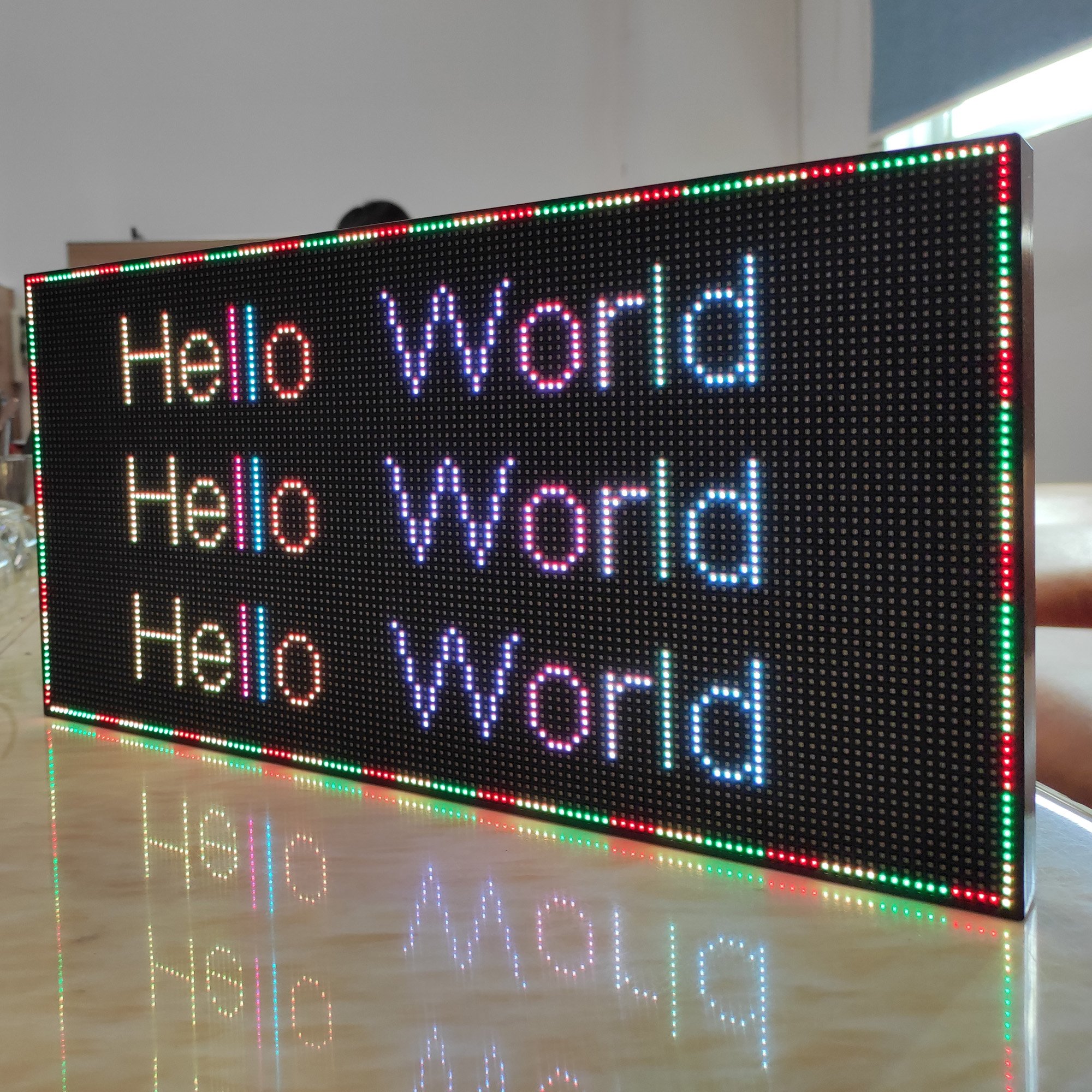Small LED Sign Indoor Full-Color Programmable LED Screen RGB LED Billboard Advertising Board Scrolling Message Display