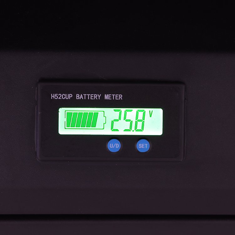 32 43 inch outdoor waterproof 1500 nits poster display touch screen portable battery digital display