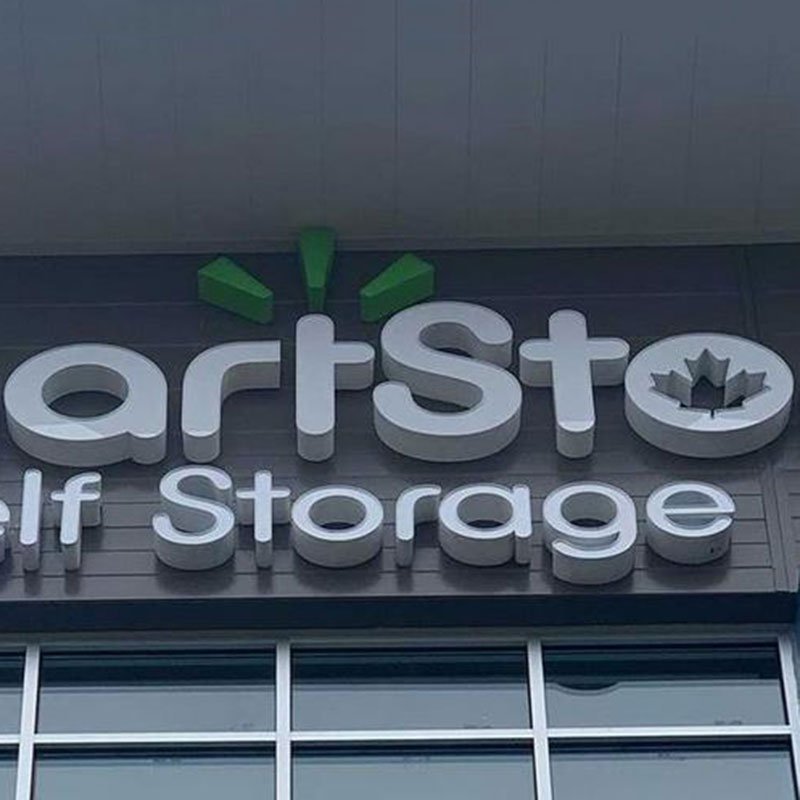 Outdoor Shop Frontlit Advertising Display Glow Plastic Channel Letter Trim Cap Led Sign Board