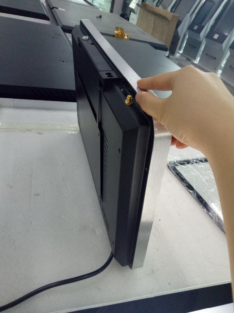 21.5 Inch Factory Price Digital Signage Wall Mount LCD Display Advertising Board