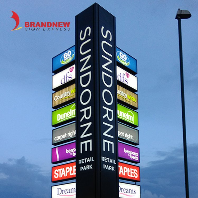 Shopping mall wayfinding free standing advertising light box signage