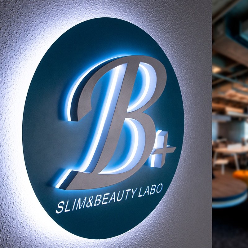 Kexian Customized Modern Wall Mounted Storefront Logo Metal Board Signage Business Name Sign with Led Light