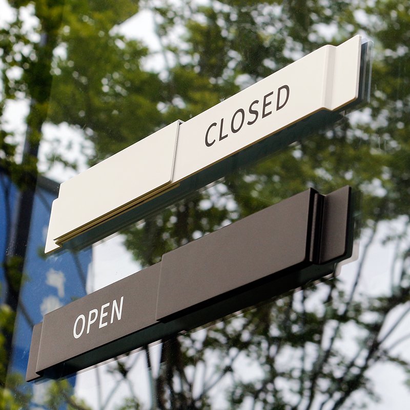 Customizable Simple Double Sided Open/Closed Shop Signage Hanging Aluminum Metal Board Store Walls/Window Advertising Board