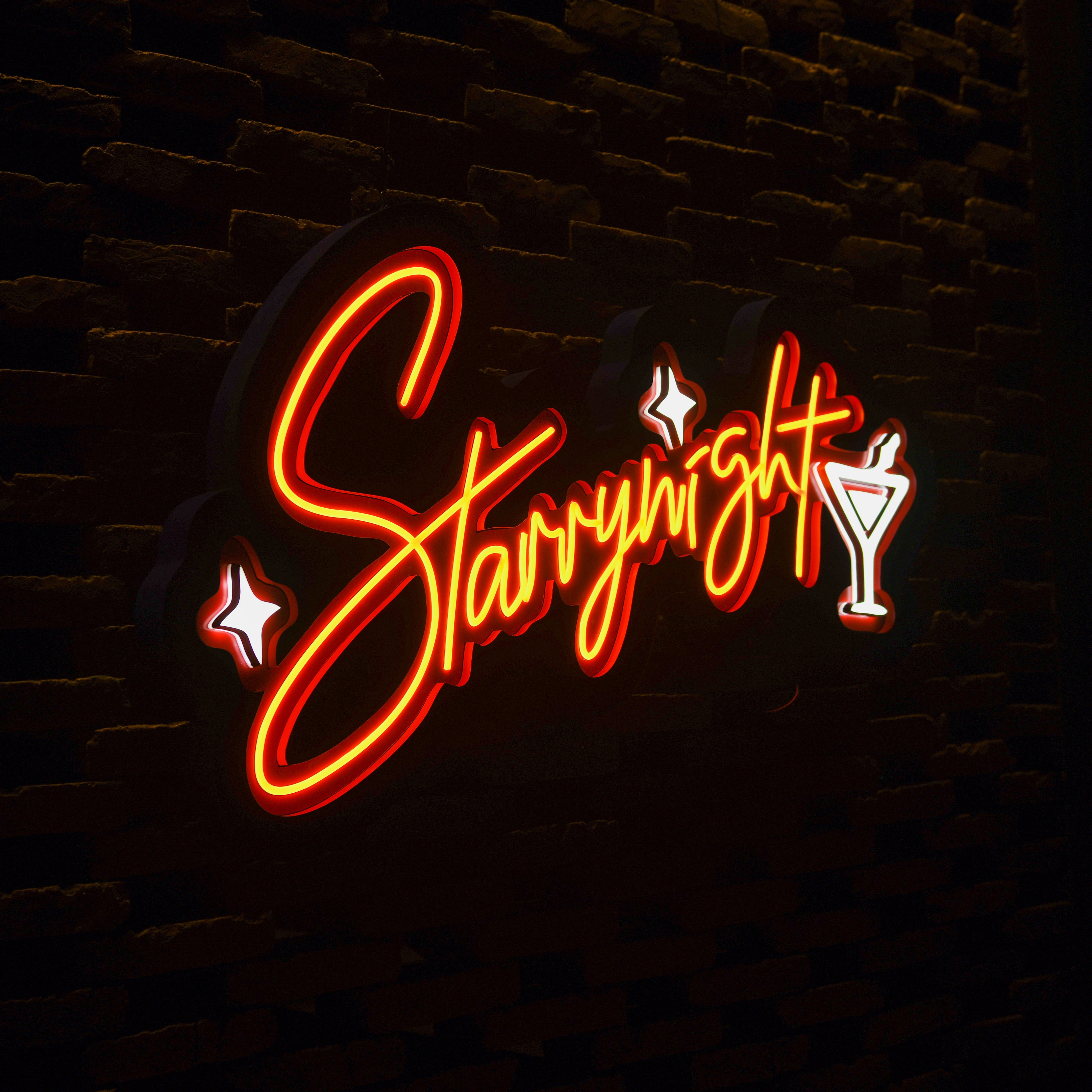 On the wall advertising board letter neon for Music meal bar