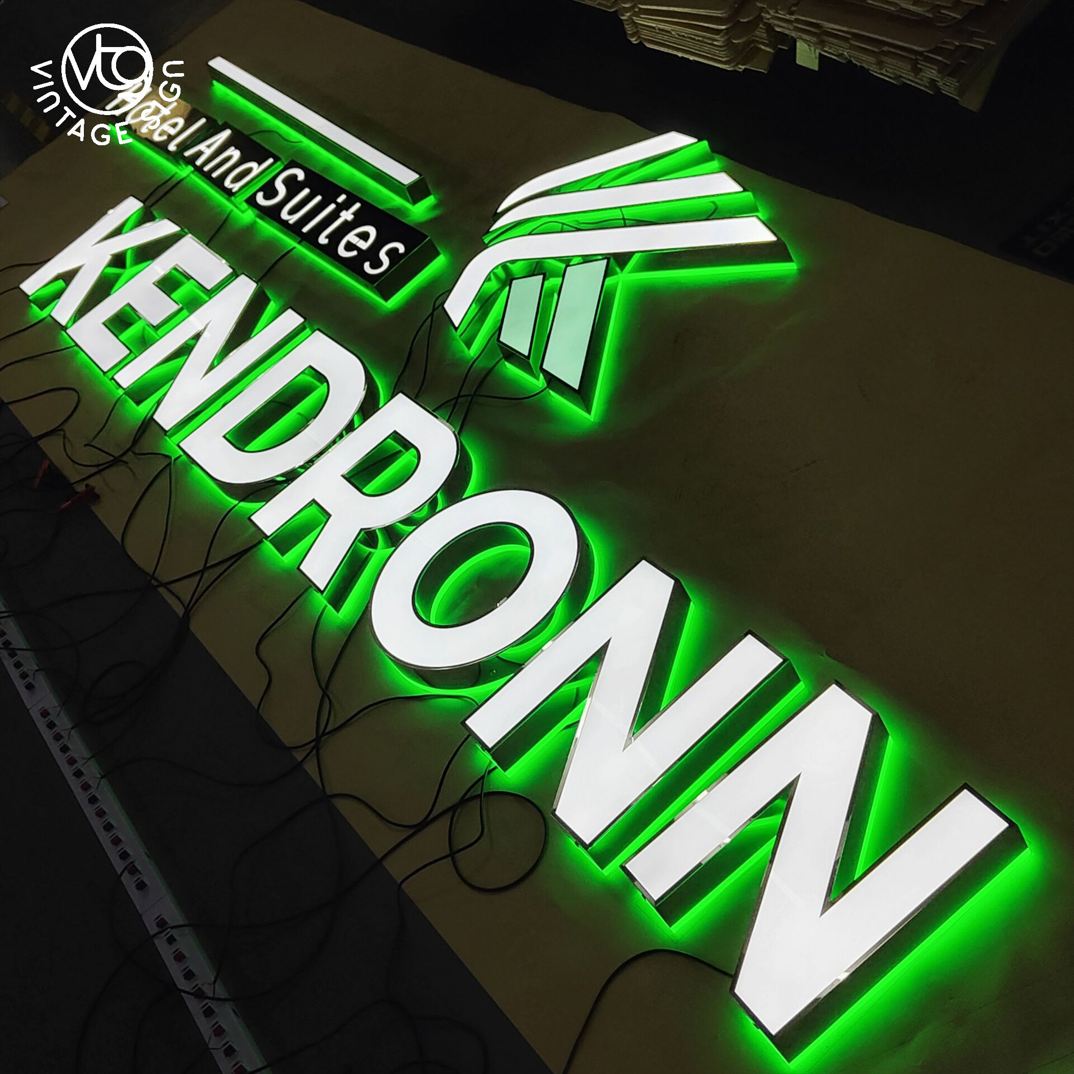 Letter Luminous Sign Metal Stainless Steel Backlit Signage Outdoor Waterproof Led Channel Letter