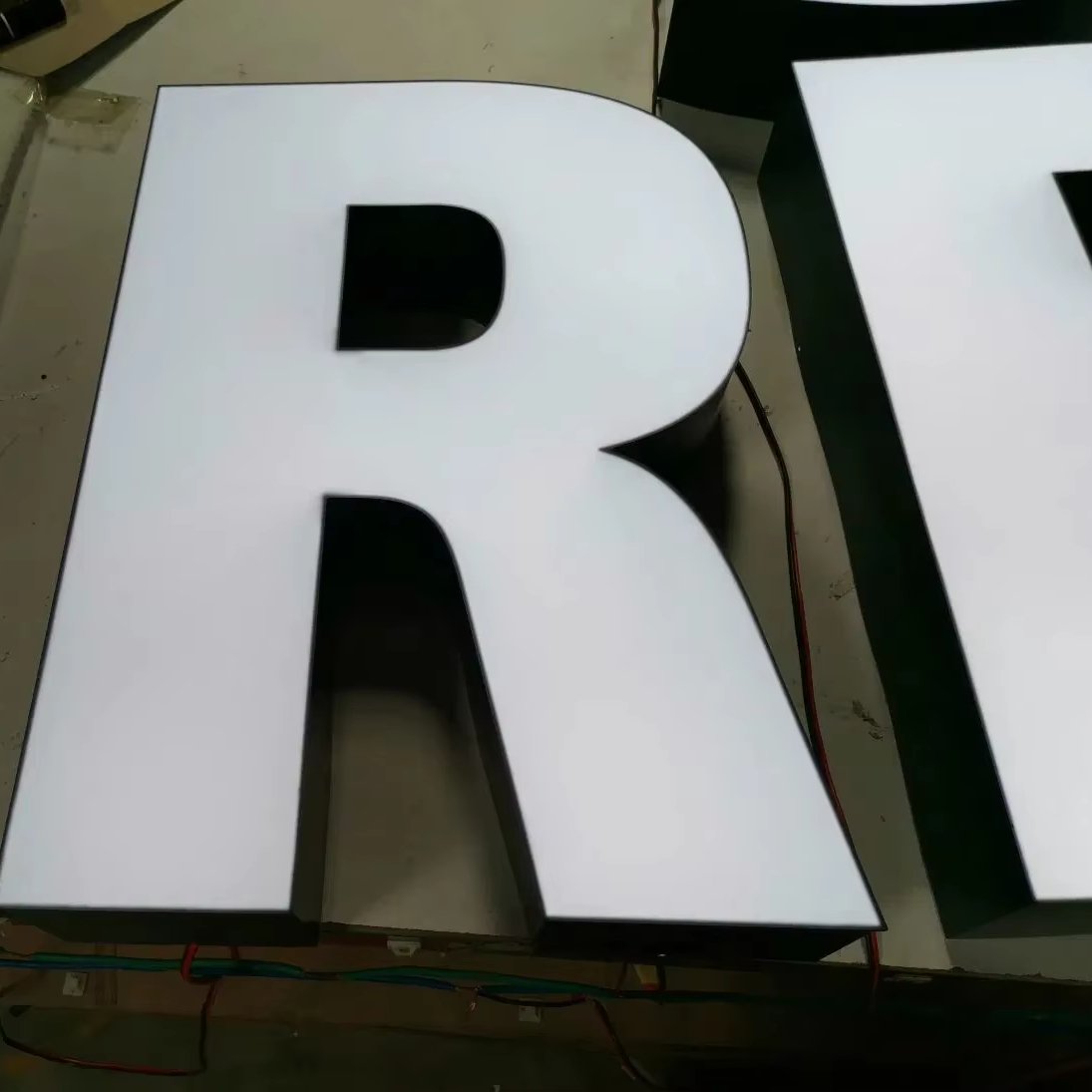 FZY Custom Outdoor Full Acrylic Light Up Advertising Light Box Business LED Letter Sign Logo Board Acrylic 3D LED Letter Sign