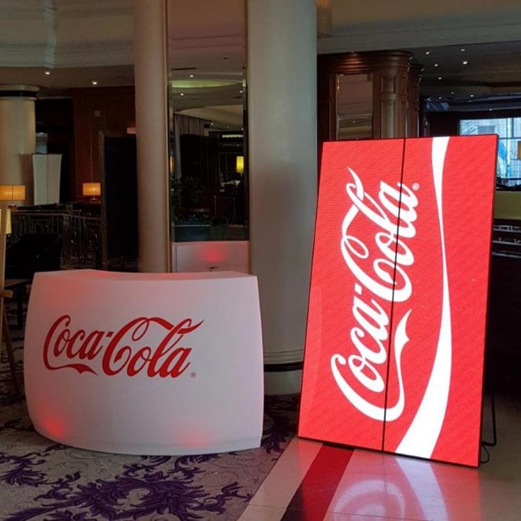 Poster P2.5 Indoor Advertising Board Module Price Led poster Display Screen