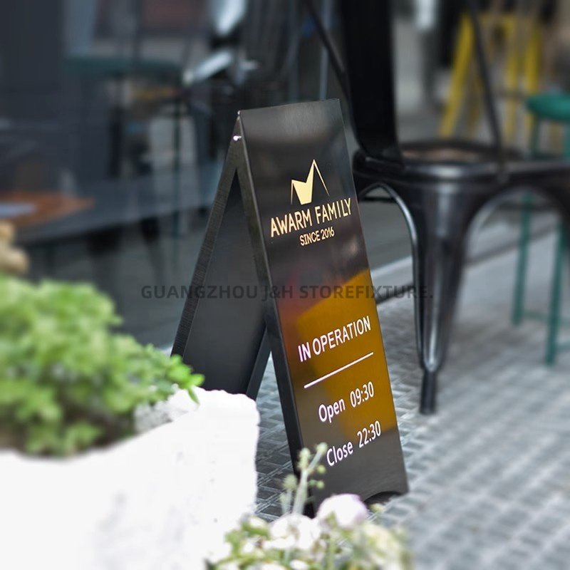 Brand new advertising light boxes display fashionable advertising sign boards electronic billboard outdoor