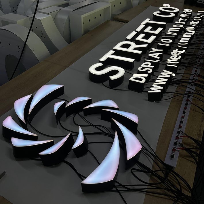 Store Front Adverting Waterproof Name Outdoor Sign Board Full Colour Design Led Advertising Signboard With Factory Price