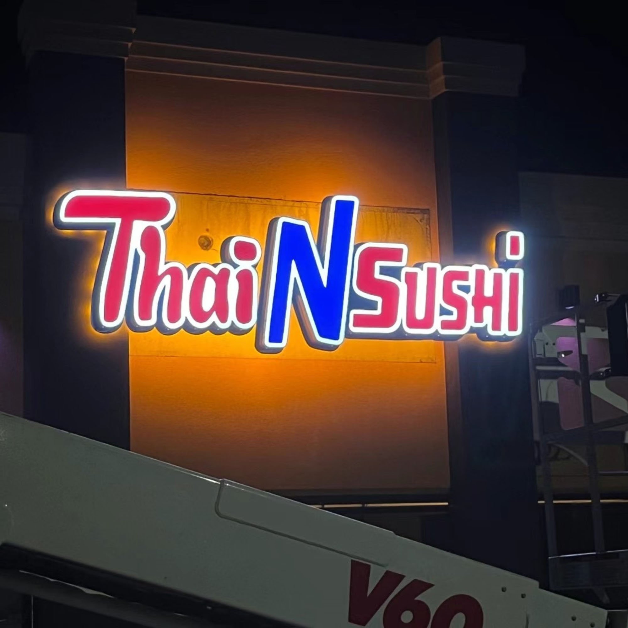 Store Front Adverting Waterproof Name Outdoor Sign Board Full Colour Design Led Advertising Signboard With Factory Price