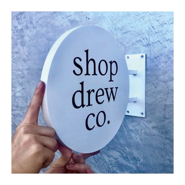 Advertising Hangs at entrance billboard Storefront Round Shop Custom Storefront Sign Double-Sided Metal Wall Mounted Blade Sign