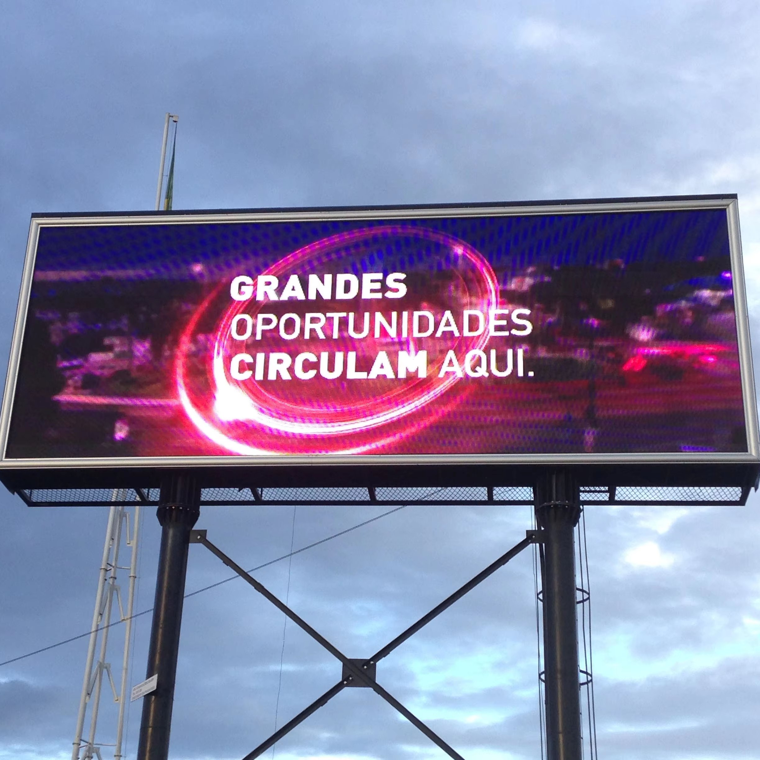 P4.44 Full Color HD 3D Waterproof Large Video Wall Outdoor Digital LED Advertising Display Board for Exhibition Halls