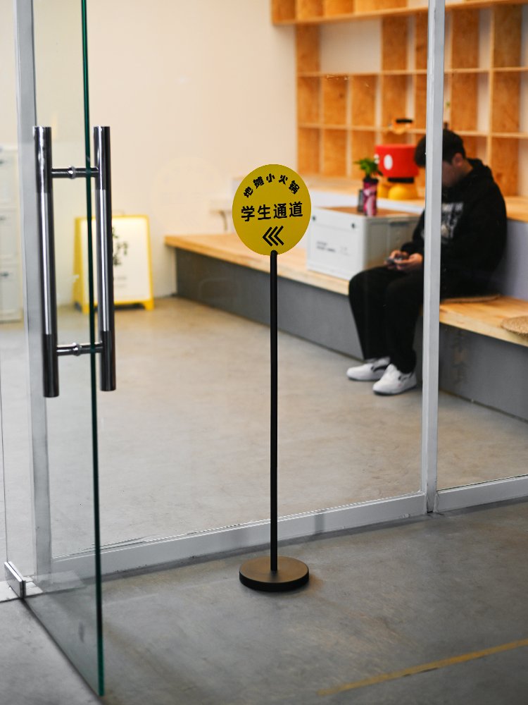 Minimalist INS style creative landing display board, customized advertising signs for store guidance and reminders