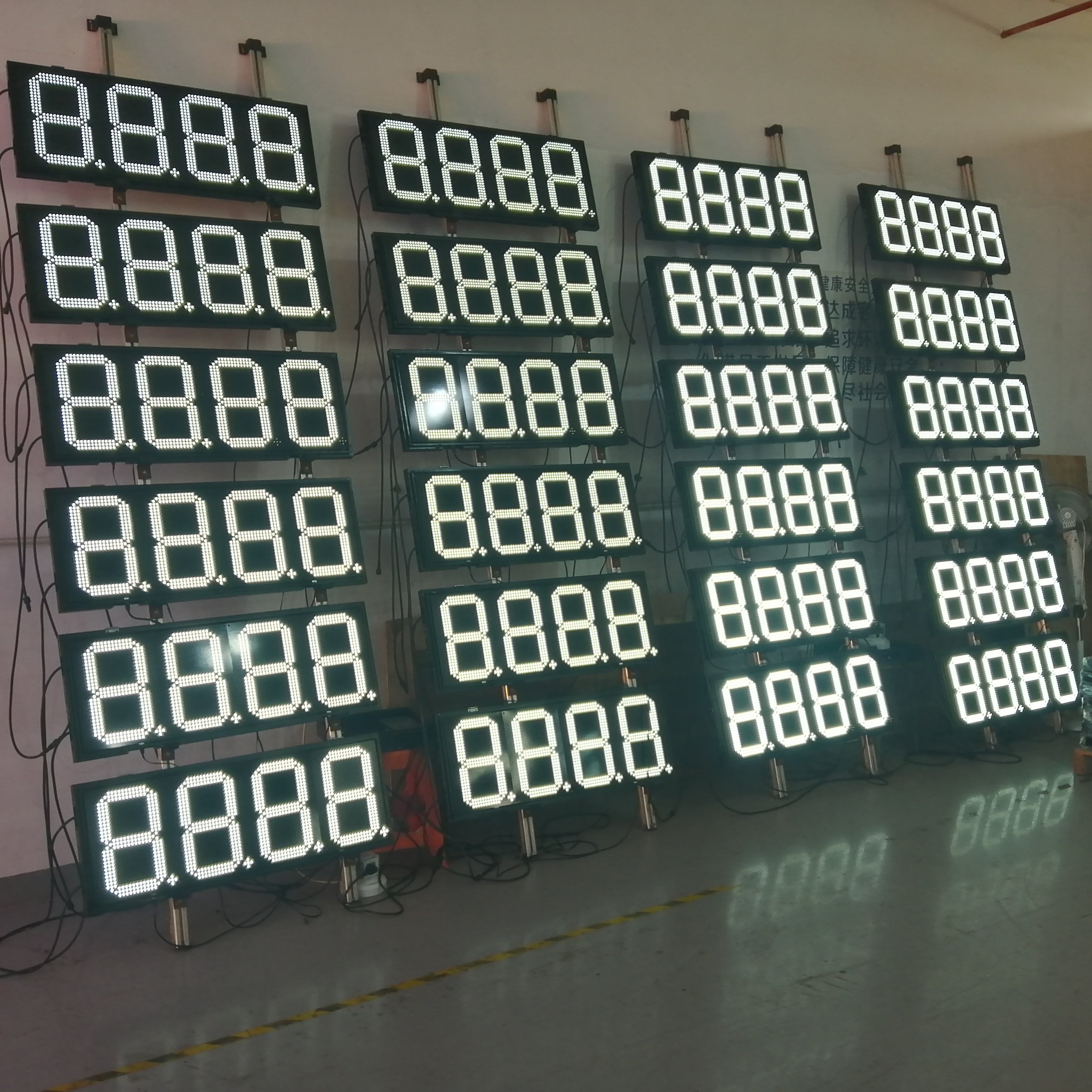 Gas station advertising totem pylon sign diesel fuel oil gas petrol led gas price sign board panel display screen.