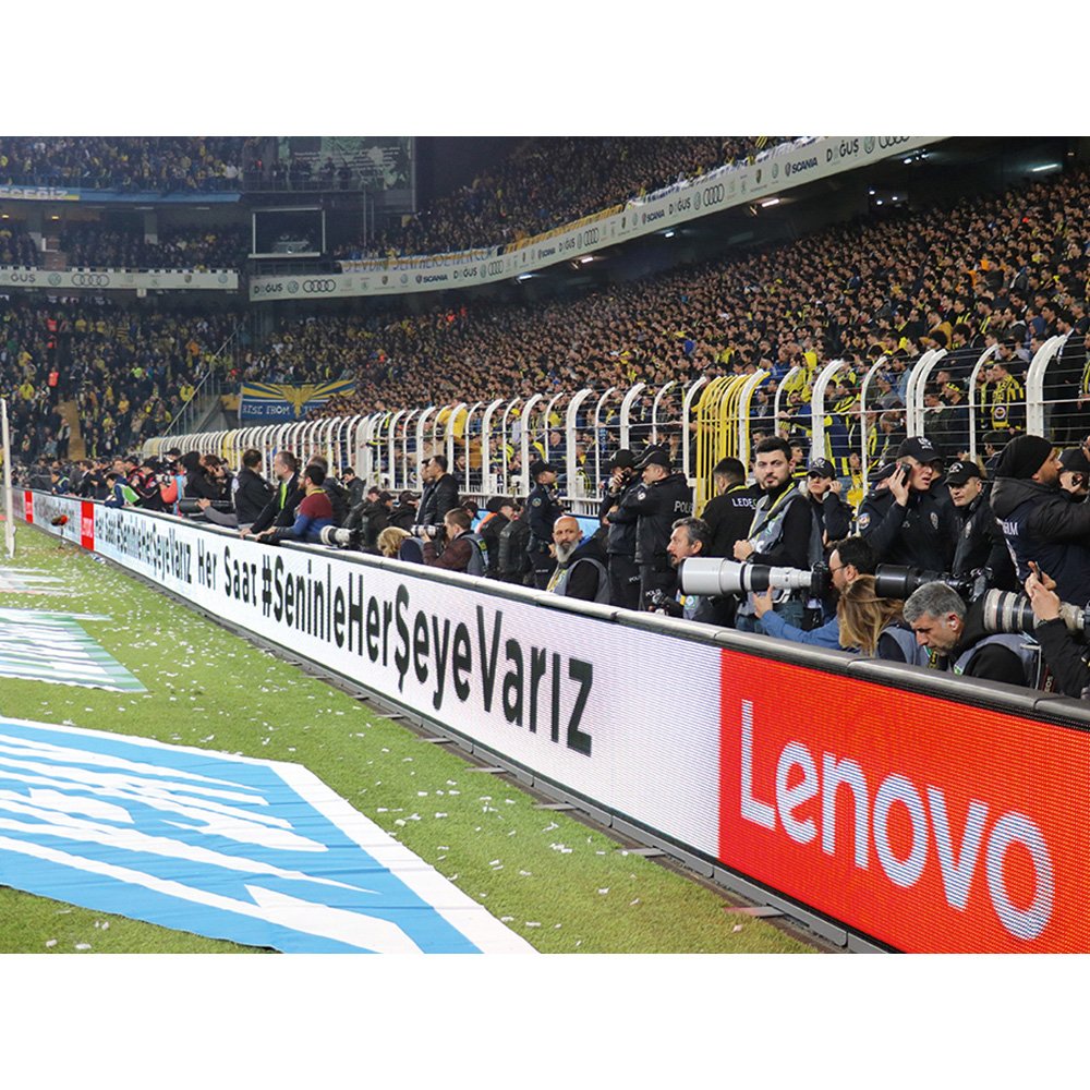 P10 10Mm Outdoor Waterproof High Brightness Soccer Banner Stadiums Led Screens Electric Advertising Sports Fence Led Boards