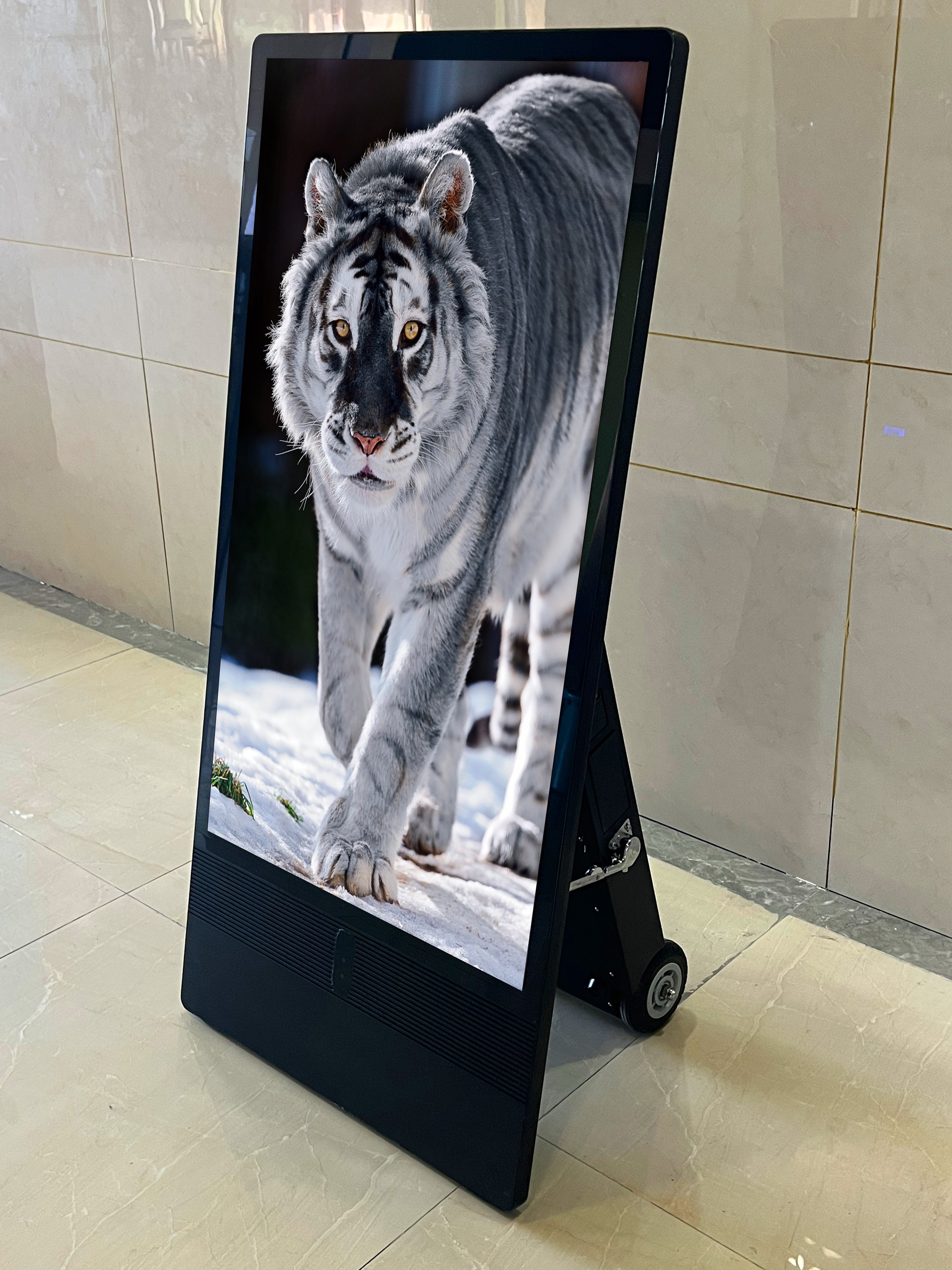 Movable digital poster outdoor touch lcd portable with wheels display advertising charging digital signage battery powered