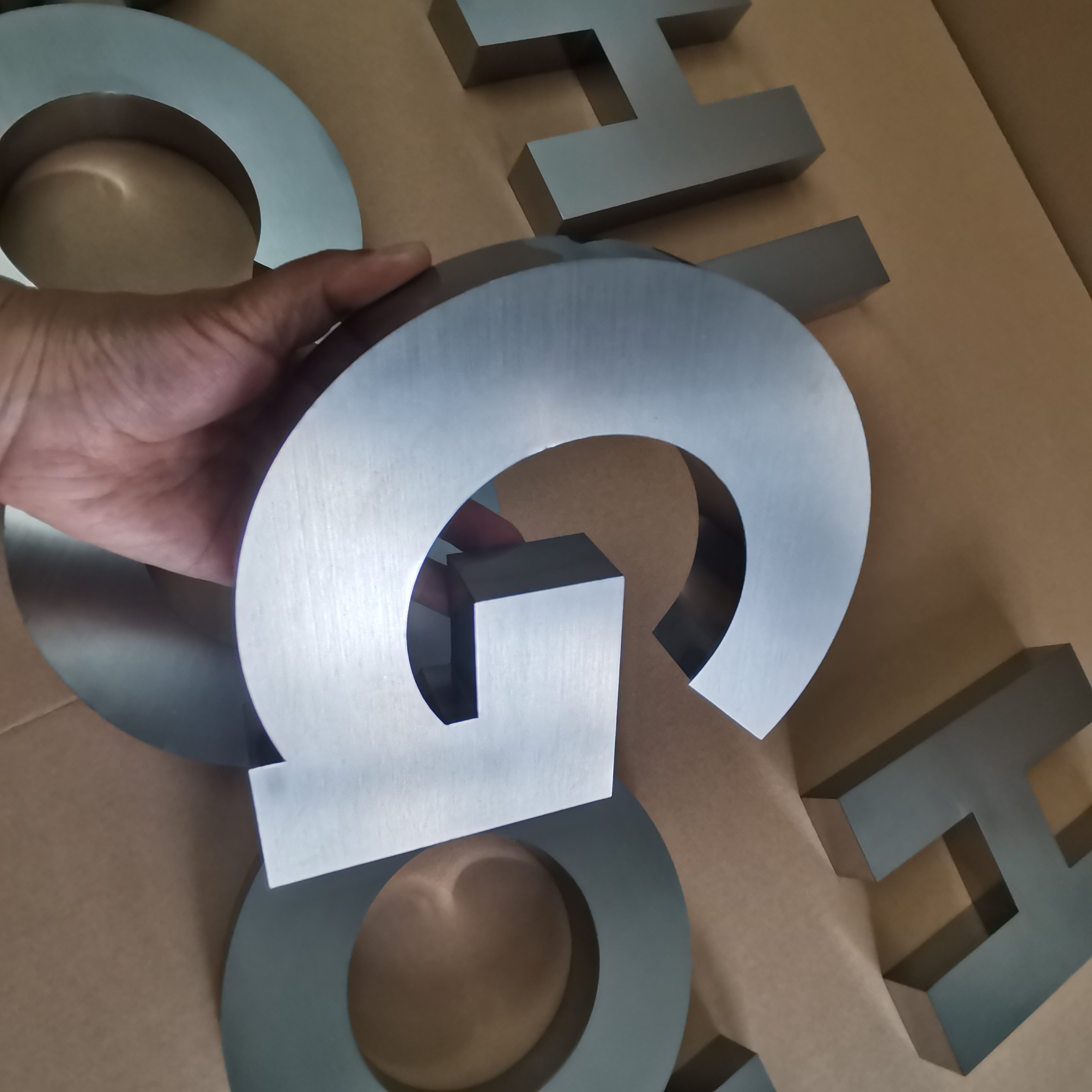 Custom Brushed Stainless Steel Alphabet Letters Silver Metal Sign Board Advertising Wall Metal 3D Signage For School