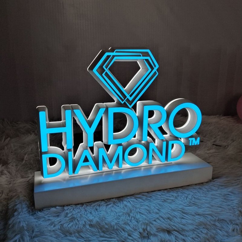 Kexian Custom Table Top Led Display Brand Name Indoor Signage Desk Top Real Estate Signs LED Acrylic Letter with Base