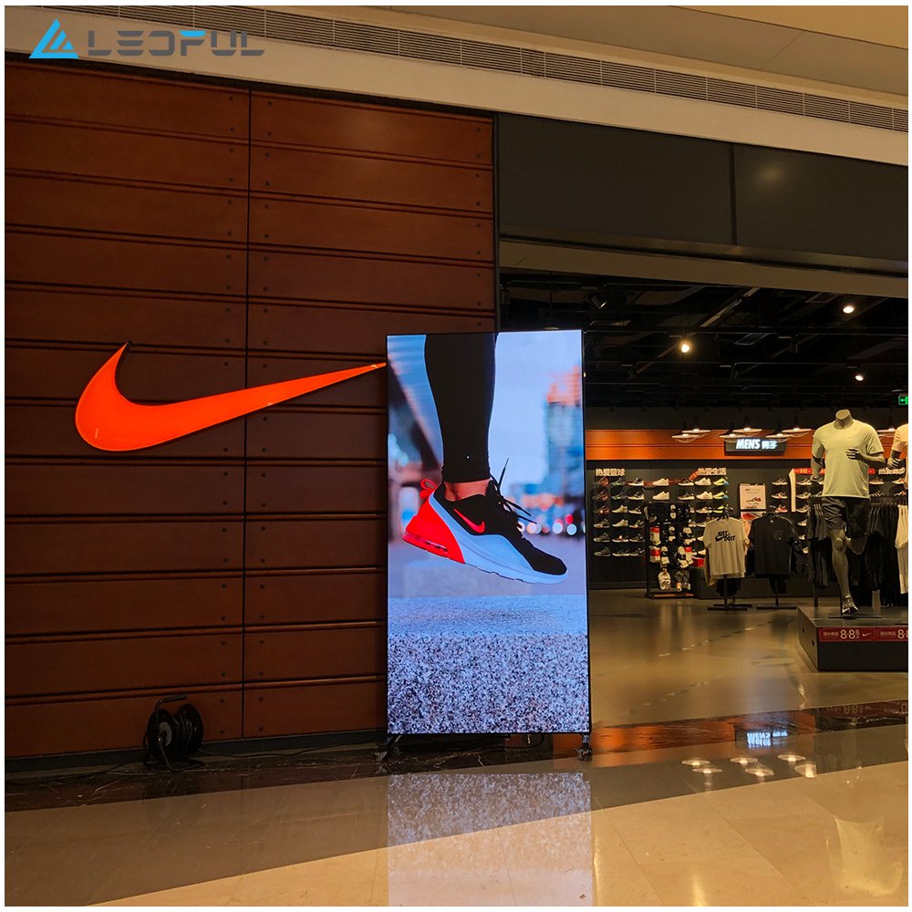Factory Moveable Indoor P1.8 P2 P2.5 Various Size High Brightness Digital LED Advertising LED Poster Display Screen