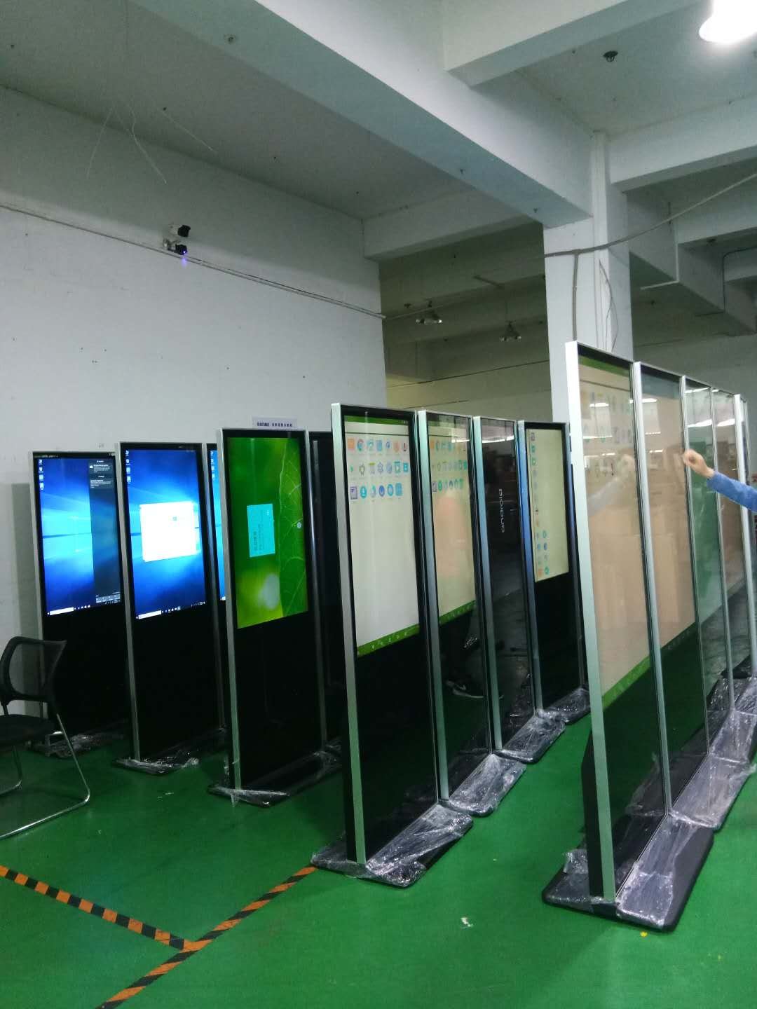 Senke 43 inch floor stand lcd touch screen loop video commercial advertising display screen