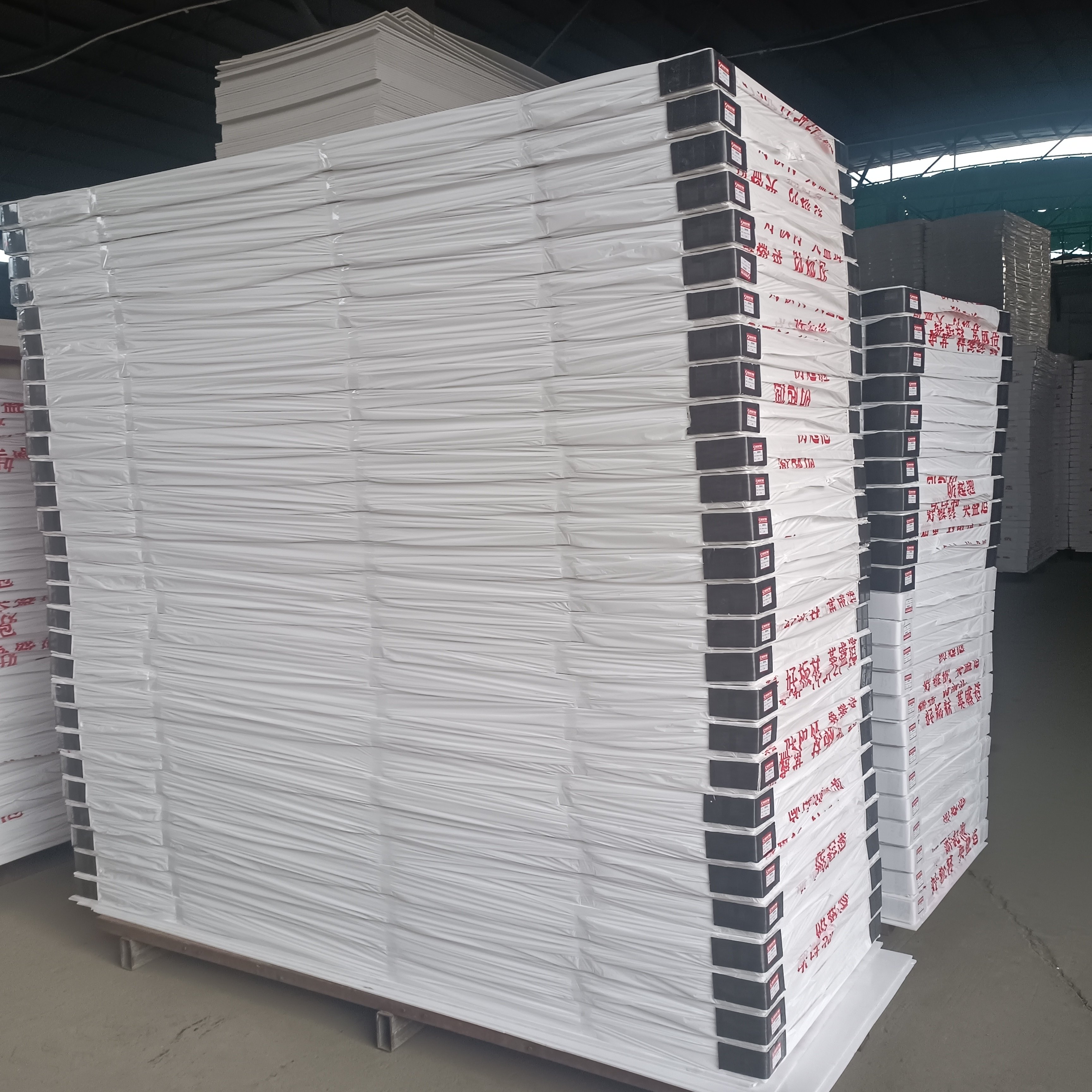 Wholesale eva foam sheet 4x8 pvc foam board price pvc foam sheet board 20mm thickness