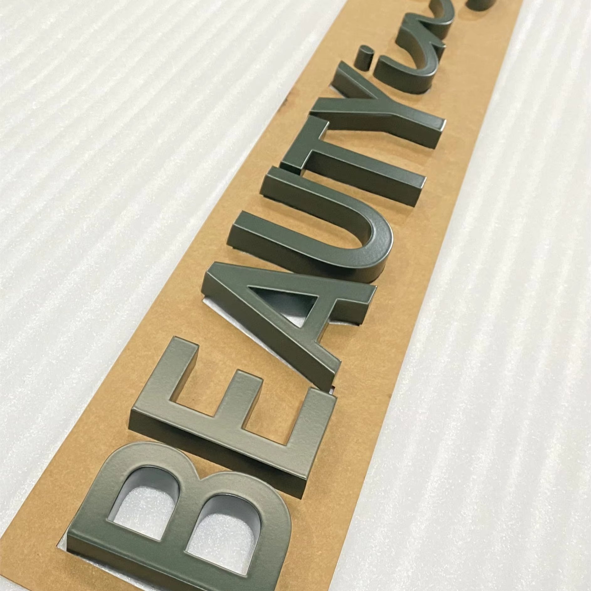 Custom 3D Non-Luminous Metal Cut Letters Sign Small Non-Illuminated Advertising Light Boxes for Business Custom Logo