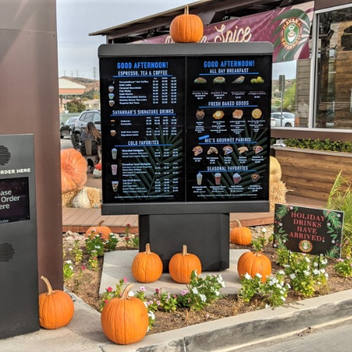 43 49 55 Inch Ultra-Thin Ip66 Waterproof Drive Thru Menu Board Lcd High Brightness Outdoor Advertising Panel For Business