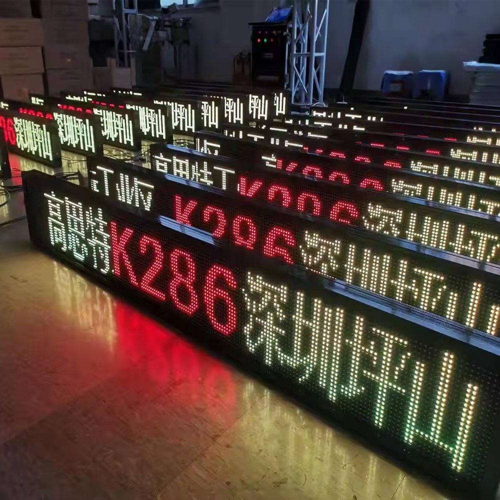 P5 Outdoor App Programmable Bus Station Broadcaster Led Display Screen Full Color Advertising Video Bus Rear Window Led Display