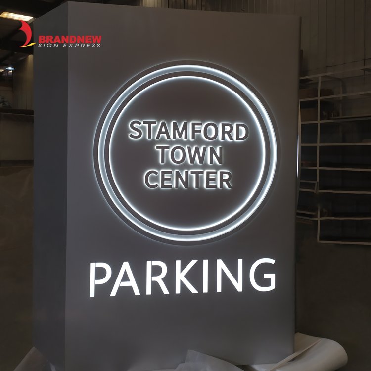 BRANDNEWSIGN Manufacturer Custom Directional Sign Freestanding Illuminated Parking Monument Signages Vehicular Parking Lot Signs