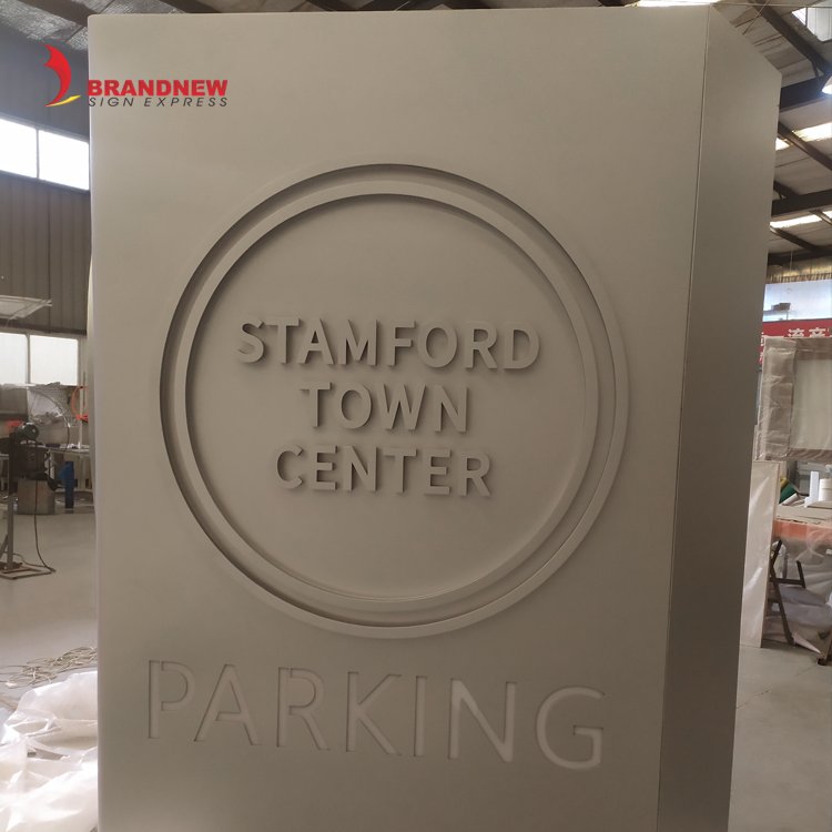 BRANDNEWSIGN Manufacturer Custom Directional Sign Freestanding Illuminated Parking Monument Signages Vehicular Parking Lot Signs