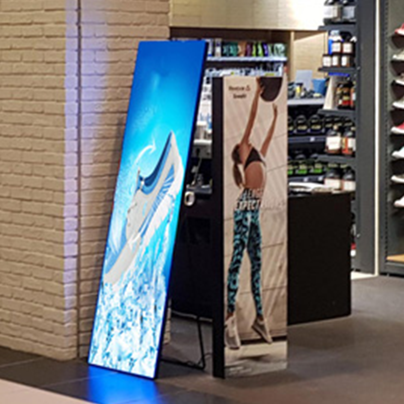 Indoor Advertising LED Display Movable Floor Standing 640*1920mm P2.5 3840Hz Poster LED Display Board For Shopping Mall