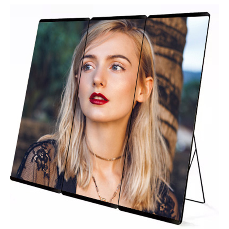 Indoor Advertising LED Display Movable Floor Standing 640*1920mm P2.5 3840Hz Poster LED Display Board For Shopping Mall