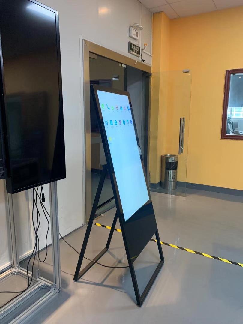 Portable LCD Poster Screen Display Kiosk Touch Media Welcome Displays Stand Floor Movable Digital Advertising Board