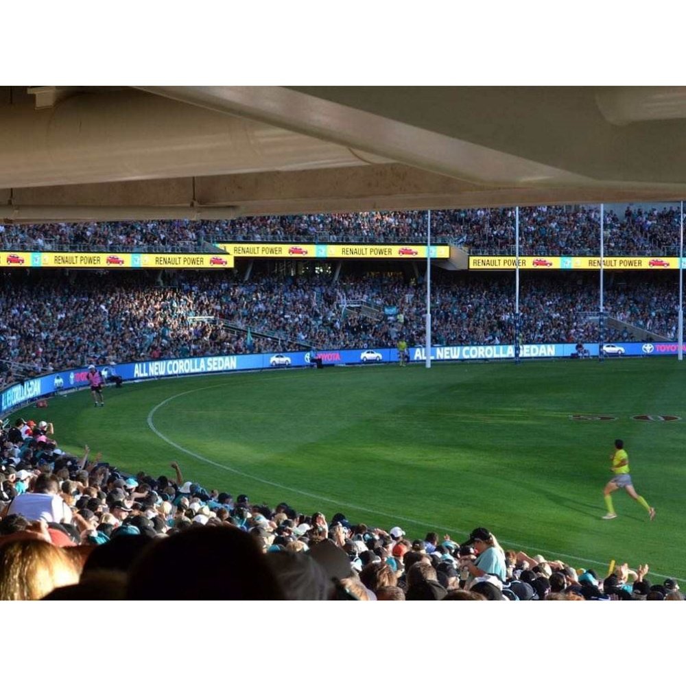 Large P10 Football Stadium Perimeter Outdoor Ribbon Advertising Board Digital Billboard Pantallas P6 Led Exterior Display Screen