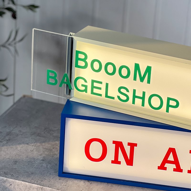 Portable movable tabletop lightbox replaceable panel desktop logo sign and advertising board customization
