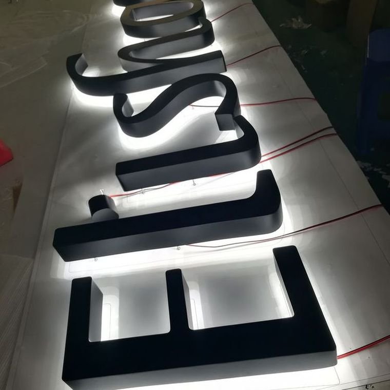 Good Quality Custom Advertising Led Business Metal Backlit Sign Silver Led Outdoor Sign Board