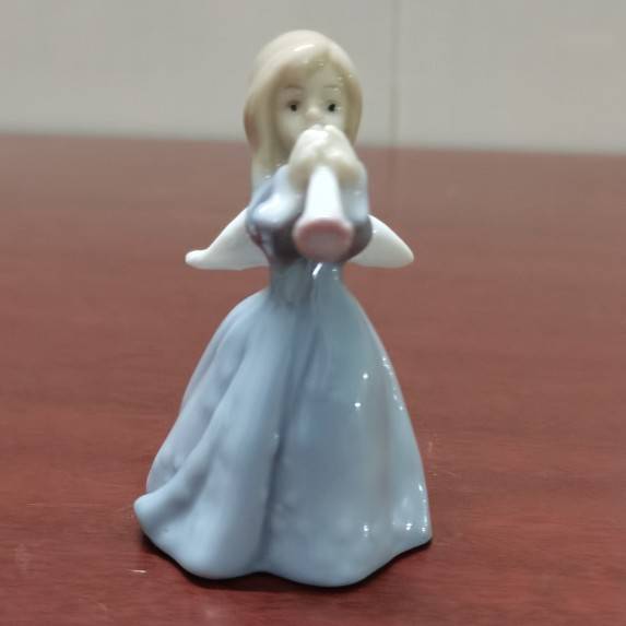 Exporting to the original single -end hand -painted ceramic girl angel all -porcelain ornament a pair of creative gift crafts
