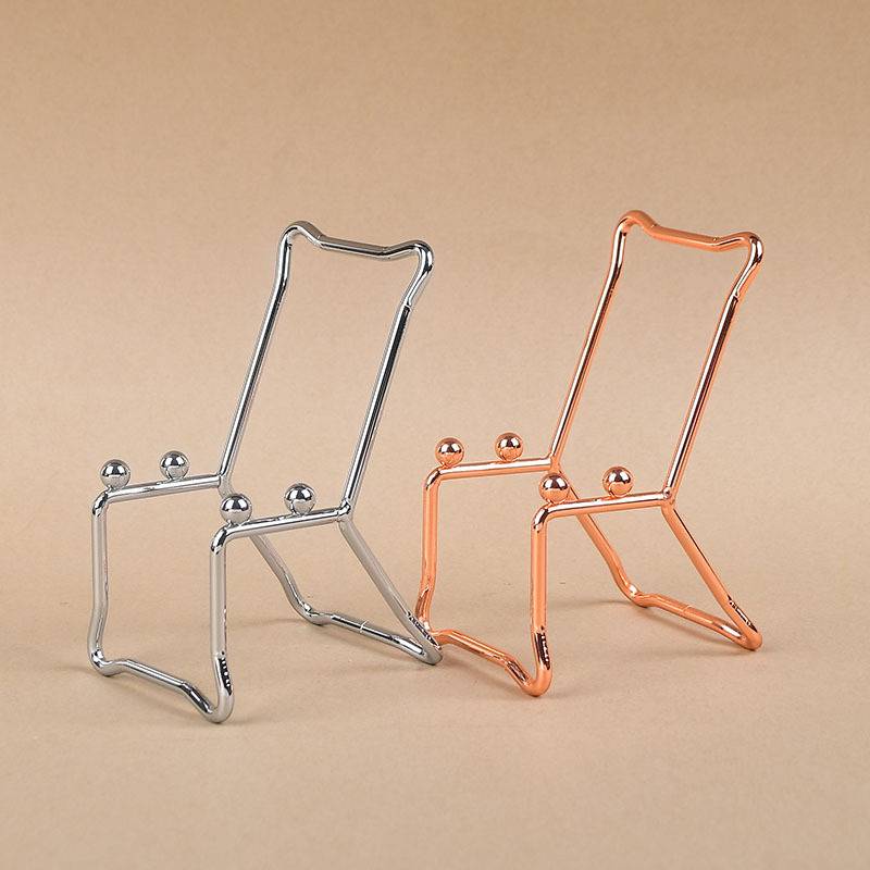 Small chair mobile phone bracket Simple iron art creative metal ornaments ore rough crystal agate tablets display standing stand