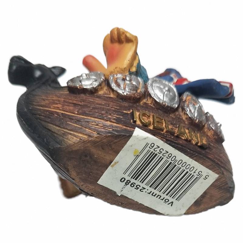 Pirate ship resin ornament Bring it back to Iceland